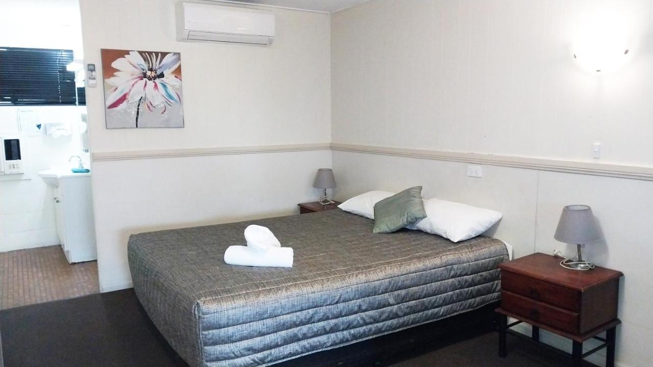 Miners Lodge Motor Inn Mackay Exterior photo